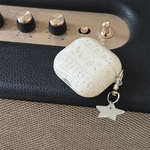 Étui pour écouteurs blanc mat en forme de petit <span class=keywords><strong>cheval</strong></span>, compatible avec les écouteurs de 4e génération et l'étui de protection populaire - Product Image 2