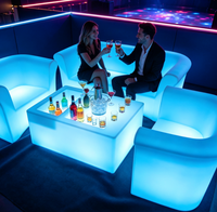 Verhuurbare buitenbar LED bar meubelsets met afstandsbediening, kleurveranderend, waterdicht, nachtclub, plastic LED verlichte barbank en -stoel