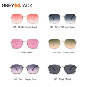 Nouvelles lunettes de soleil métalliques pour femmes G028 UV400 légères, monture carrée tendance, protection solaire classe 2, couleur or, verres PC - Product Image 4