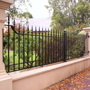 Recinzione da Giardino in Ferro Battuto di Lusso, Design Europeo in Stile Italiano, Ringhiere Decorative in Metallo per Esterni - Product Image 5