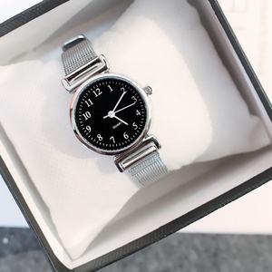 Elegante Reloj de Pulsera de Cuarzo para Mujer, Reloj de Acero Inoxidable Minimalista, Reloj de Pulsera para Dama - Product Image 4