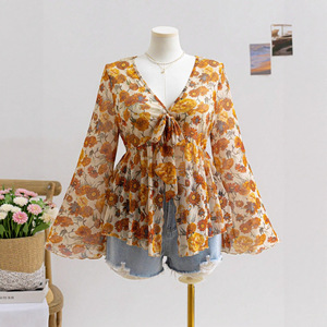 Top da <span class=keywords><strong>donna</strong></span> con scollo a V in rete stampata, stile vacanza, modello europeo-americano <span class=keywords><strong>Bell</strong></span> - Product Image 4