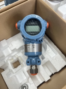 ราคาดี Rosemounte 2051TG สแตนเลสสตีลแบบอินไลน์พร้อมท่อแยก 2 ทาง รุ่น 2051TG1A2B21JI1M5Q4+0306RT22BA11 ของ Rosemounte 2051 Di - Product Image 4