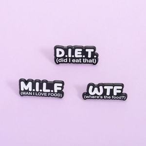Spilla in Lega di Zinco Personalizzata con Tema Alimentare e Frase Divertente, Regalo di Gioielleria per San Valentino e Matrimoni - Product Image 1