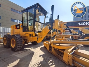 รถเกรดเดอร์มือสอง Caterpillar 140K คุณภาพดี พร้อมใบมีดเต็มรูปแบบ สำหรับงานก่อสร้างถนนและปรับระดับพื้นที่ - Product Image 3