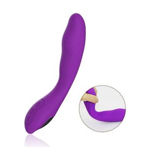 Vibromasseur en silicone pour femmes, stimulateur clitoridien rechargeable par USB - Product Image 2