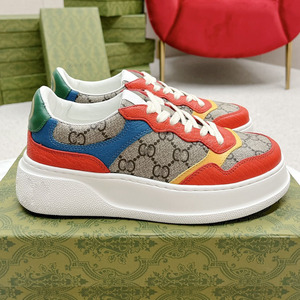 รองเท้าผู้ชาย GG Luxury รุ่นใหม่ ปี 2025 รองเท้าดีไซเนอร์แบรนด์หรู GG รองเท้าดีไซเนอร์ระดับไฮเอนด์ รองเท้าผู้ชาย GG แฟชั่นลำลองสุดทันสมัย - Product Image 5