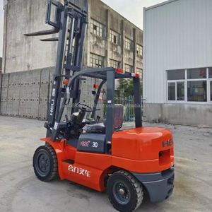 Chariot élévateur Heli 3 tonnes, portée 4,5m-6m, avec vérin de levage, vente directe usine - Product Image 4