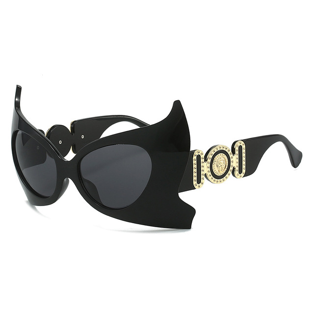 2024 Fashion Brand Designer Sunglasses High Quality Luxury UV400 Oversized Eyewear with Trendy Personality for Women