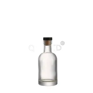 50ml 100mL 200ml 375ml Pequeñas botellas de vidrio transparente vacías para aceite de oliva con vertido