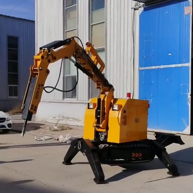 Firefighting Demolition Robot Wireless Remote Control Building Demolition Emergency Rescue Demolition Robot