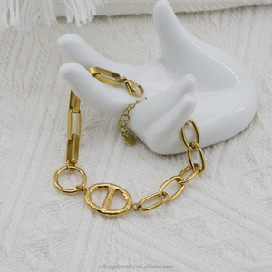 Diseño único de personalidad con acero inoxidable de alta calidad y oro de 14K. Esta es una cadena de mano elegante para joyería de mujer - Product Image 4