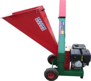 Broyeur de bois forestier et de jardin pour l'abattage d'arbres et de arbustes, avec moteur - Product Image 5