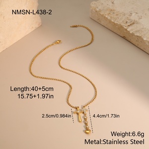 Nuova Collana in Acciaio Inox PVD per Donne, Doppia Croce a Forma di Cuore, Elegante Gioiello per Feste e Uso Quotidiano - Product Image 6