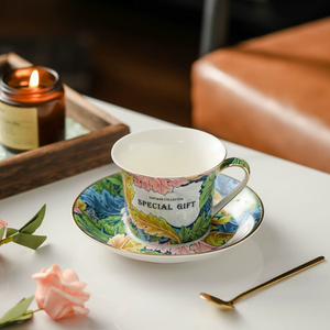 Service à thé ovale blanc de qualité supérieure OEM - Service à thé en porcelaine fine de qualité supérieure, 1 théière, 6 tasses, écologique, vente en gros pour hôtels de luxe - Product Image 5