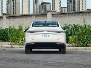 แบตเตอรี่ลิเธียมมีใบมีด1.5L 1300กม. รถซีดานแผ่นโลหะบาง2026 BYD - Product Image 5