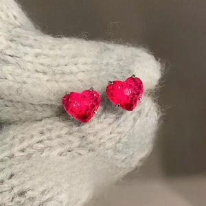 Bijoux de piercing en acier et cuivre avec zircon, clous d'oreille et piercings de cartilage en forme de cœur, vente en gros - Product Image 1