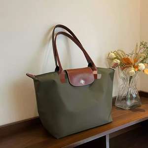 Long-xhonp <span class=keywords><strong>M</strong></span>-formaat mode grote capaciteit waterdichte nylon schoudertas/crossbody tas met letterpatroon voor unisex, draagbaar voor de winter - Product Image 5