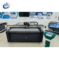 Découpeuse automatique de tissu de tissu de commande numérique par ordinateur pour le modèle d'industrie de vêtement faisant le coupeur de traceur