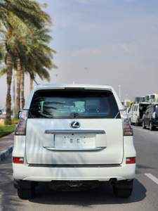 Bastante y limpio Usado Lexuss GX460 <span class=keywords><strong>4x4</strong></span> Blanco 2021 modelo de autos de opción completa y listo para usar - Product Image 4