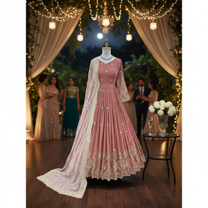 Robe de soirée élégante en georgette brodée avec sequins, taille naturelle et dupatta rose pâle - Product Image 3