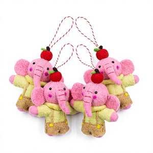 Adorno Navideño de Lana de Elefante Rosa y Blanco, Corona de Cereza, Hecho a Mano, Ecológico, Decoración Tradicional de Animales de Dibujos Animados para Interiores, Festivo - Product Image 2