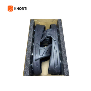9 #   Scarpe con Tacchetti di Medie Dimensioni per Pavimentazioni in Resina Epossidica - Product Image 3