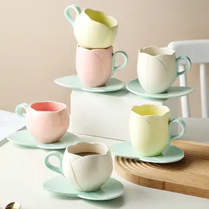 Ensemble européen et soucoupe tulipe rose fille lait thé café tasse en céramique