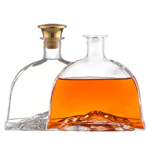 Botella de vidrio de uso general de 750ml para fabricantes al por mayor, polvo blanco, marca multifuncional para Brandy Xo, whisky, ron, ginebra - Product Image 1