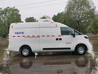Mobil Pendingin Listrik SAIC Energi Baru Euro 6 Transmisi Manual Mesin Diesel Jarak Tempuh Baterai 300KM Kapasitas 5m 51kWh 30mnt