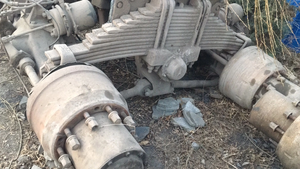 Ensemble de bogies de camion d'occasion, deuxième main, pour camions d'origine japonais et allemands - Product Image 3