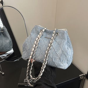 <span class=keywords><strong>2025</strong></span> thiết kế sang trọng của phụ nữ vải Chuỗi đóng cửa Túi xách chất lượng cao xách tay ba lô với phong cách thời trang hợp thời trang - Product Image 2