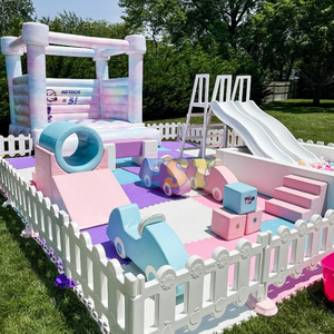 Attrezzatura per Parco Giochi Portatile Rosa e Bianca per Bambini con Recinzione e Castello Gonfiabile per Feste - Product Image 1