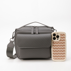 Мужские сумки-мессенджеры из воловьей кожи - Product Image 2