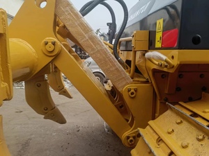 Excavadora de orugas usada Shantui SD16, máquina de movimiento de tierras de tamaño mediano 220Hp, motor Caterpillar, modelos Shantui SD22 SD16 disponibles - Product Image 4