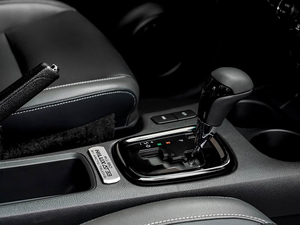 Toyota <span class=keywords><strong>Hilux</strong></span> Arctic Trucks AT33 2022 <span class=keywords><strong>Camioneta</strong></span> Pickup Turbo 2.8T 233PS Transmisión 8AT 4WD Todoterreno - Product Image 4