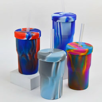 Couvre-gobelet en silicone avec paille, couleurs assorties, grande capacité, bouteille d'eau résistante à la chaleur, incassable, compatible lave-vaisselle/micro-ondes, pour le sport