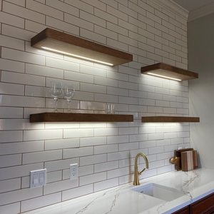 Estantes <span class=keywords><strong>Flotantes</strong></span> <span class=keywords><strong>de</strong></span> <span class=keywords><strong>Madera</strong></span> Personalizados con Luces LED Debajo, Estantes <span class=keywords><strong>de</strong></span> Almacenamiento para Esquinas, Muebles <span class=keywords><strong>de</strong></span> Cocina con Certificación CE, SAA, RoHS y RCM - Product Image 1