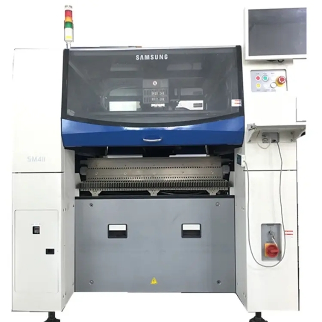 Used samsung  SM411 Smt Machine Pick and Place 120 Feeders and 2 Cantilever Working Heads