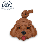 Porte-clés lumineux en cuir véritable Yanzhi, motif caniche mignon de dessin animé, haute qualité, logo personnalisé, couleur personnalisable, breloque de sac portable