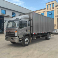 SINOTRUK HOWO 4x2 petit camion de boîte de livraison de 8 tonnes