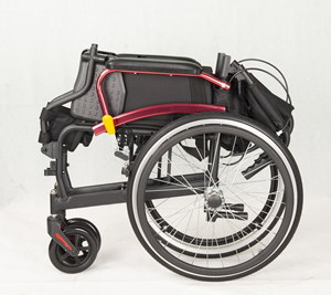<span class=keywords><strong>Fauteuil</strong></span> <span class=keywords><strong>roulant</strong></span> pliable portable <span class=keywords><strong>haut</strong></span> <span class=keywords><strong>de</strong></span> <span class=keywords><strong>gamme</strong></span> en aluminium SUNCARE pour handicapés - Product Image 6