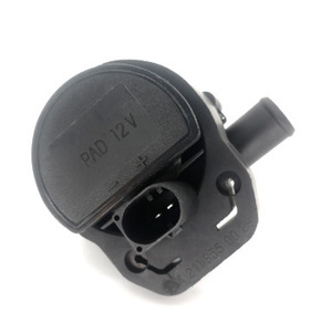 Adaptateur de chargeur allume-cigare 12V Mercedes-Benz pour véhicule - Product Image 1