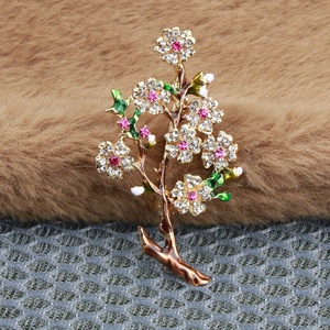 Elegante Broche de Flor con Diseño de Ciruelo y Ramas, Accesorio de Moda para Ropa Femenina, Broche Novedoso para Damas - Product Image 5