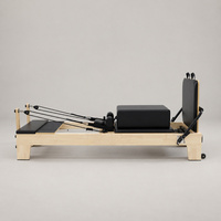 Machine de Pilates Reformer en chêne de qualité supérieure, durable, avec conception ergonomique ajustée, pour studio et usage commercial