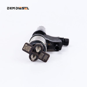 Injecteur complet 095000-5003 095000-5004 pour 8-97367552-3 8-97367552-4 - Product Image 1