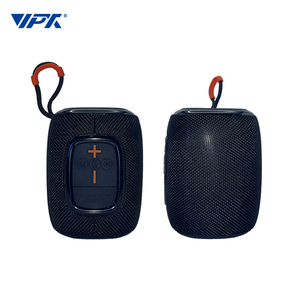 Altoparlante Portatile Wireless BT in Tessuto, Super Bassi, Audio Hi-Fi Attivo, Stereo con Luci Ritmiche, per Esterni - Product Image 1