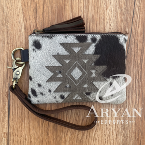 Black friday vente 2024 vrais cheveux sur peau de vache gravé au Laser gland pochette à fermeture éclair femmes en cuir véritable bracelet ATM porte-monnaie - Product Image 1