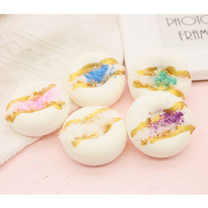 Bombas de Baño de Lujo para Niños con Forma de Donut, Juguetes Sorpresa de Navidad, Aceite Esencial de Rosas, Manteca de Karité, Fórmula Hidratante y Relajante, Spa en Casa - Product Image 3