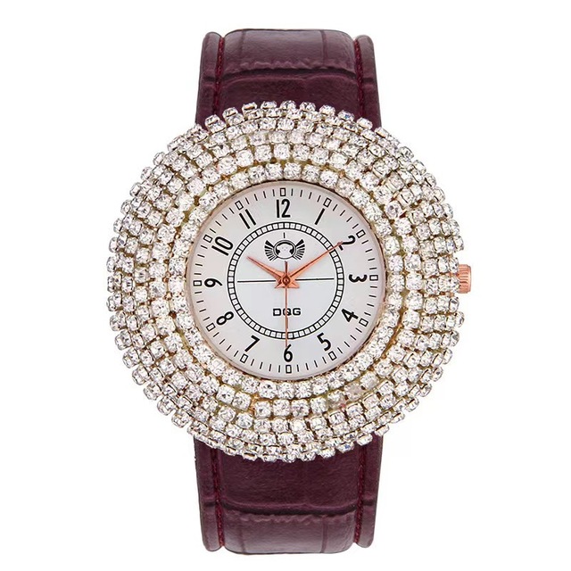 New Watch Women Full Diamond Light Luxury Hollow Full Sky Star Iced Out Leather Bling Crystal Female Fashion Quartz Watches